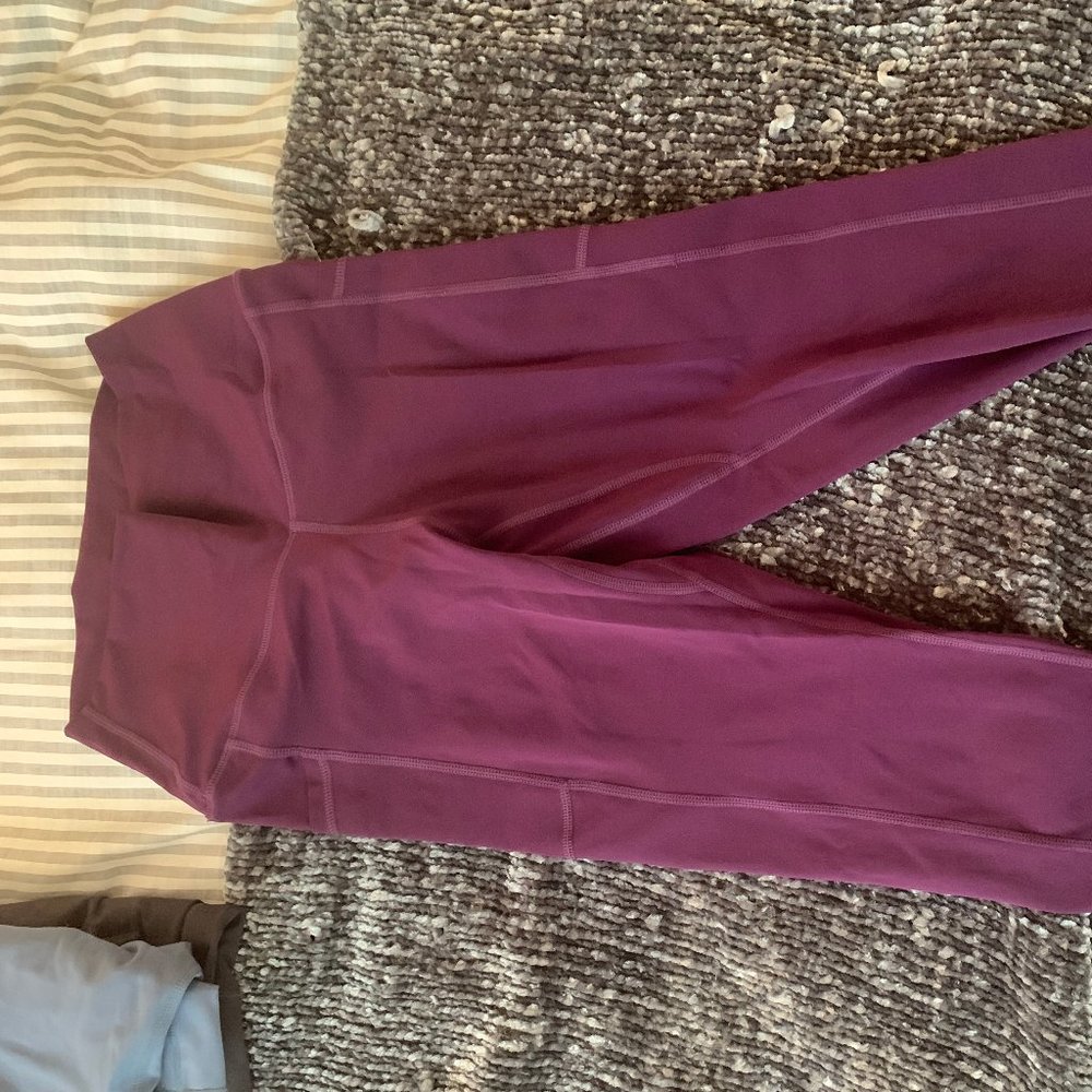 Colorfulkoala Purple Pocket Leggings